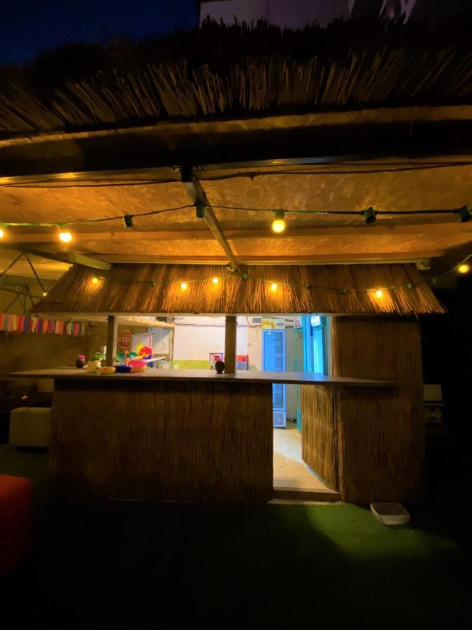 Casa Barbie Costinesti Hostel Kültér fotó