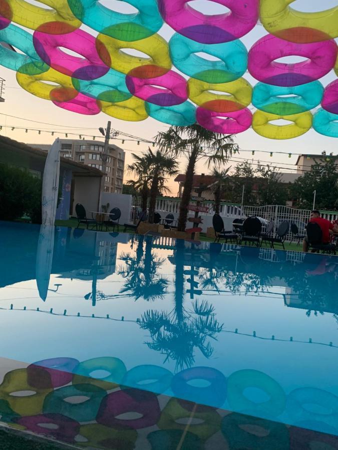 Casa Barbie Costinesti Hostel Kültér fotó