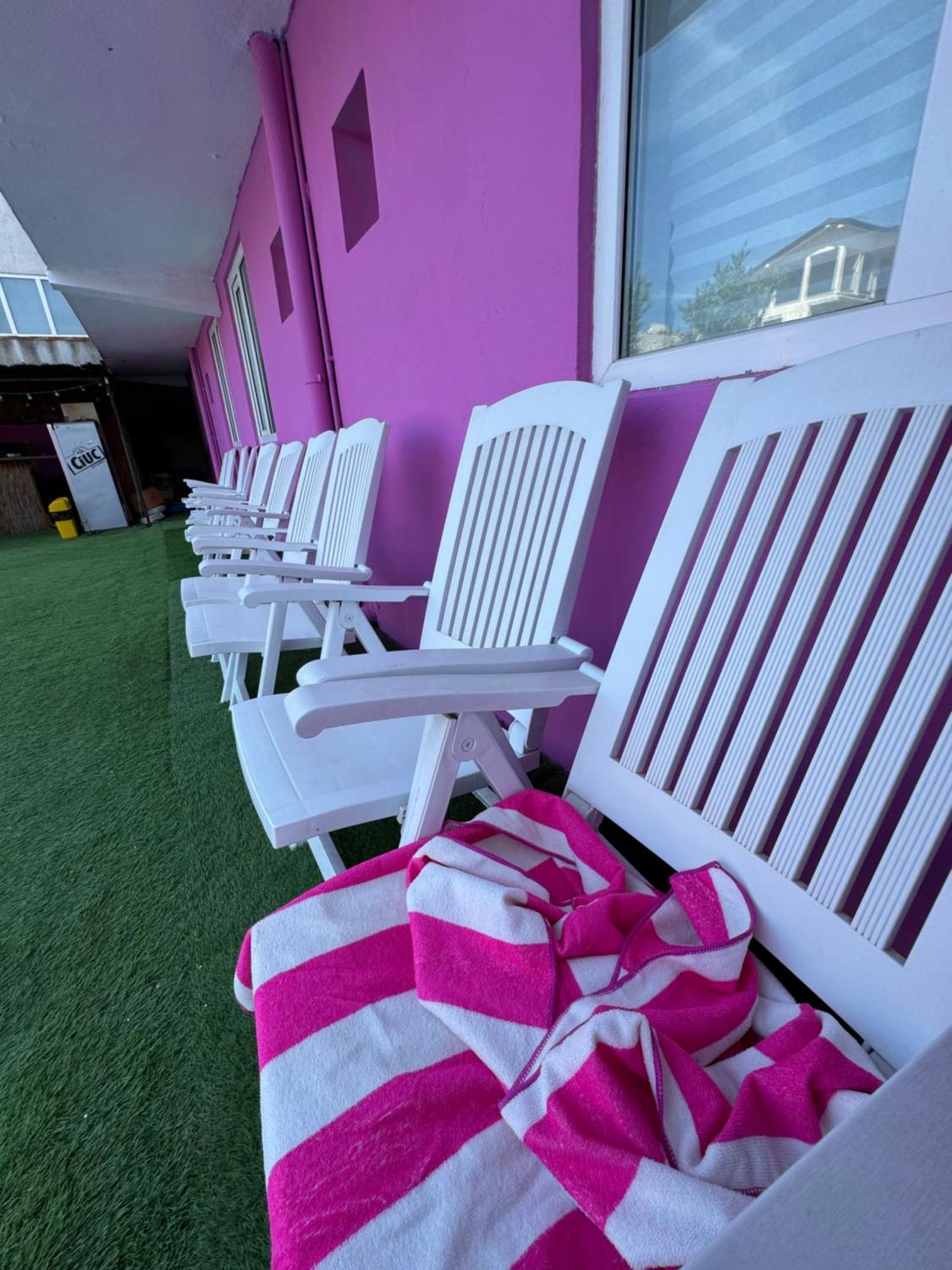 Casa Barbie Costinesti Hostel Kültér fotó