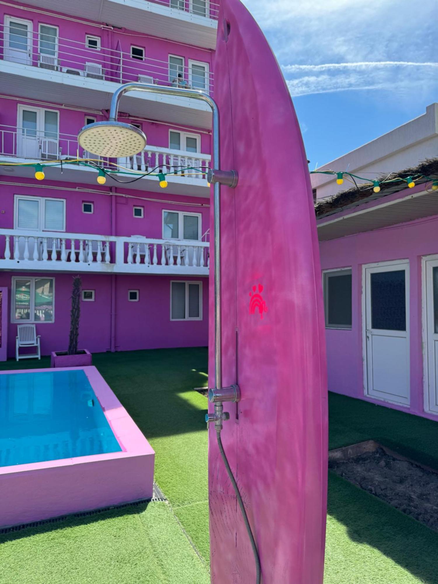 Casa Barbie Costinesti Hostel Kültér fotó
